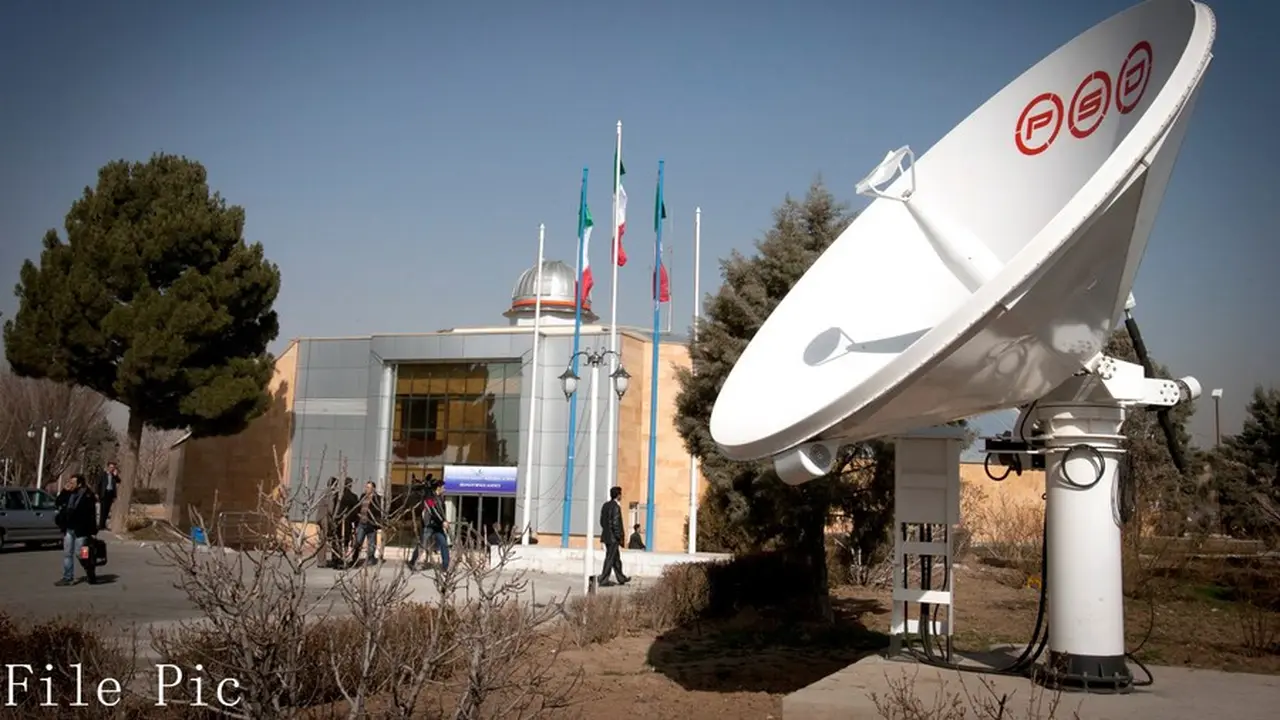 Lokasi kontrol satelit Iran yang terletak sekitar 70 km di sebelah barat Teheran, Iran.