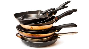 Tips Membersihkan Wajan Yang Berkerak Setelah Memasak Lifestyle Fimela Com