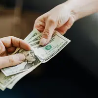 Ilustrasi hutang piutang (Foto:Pexels)