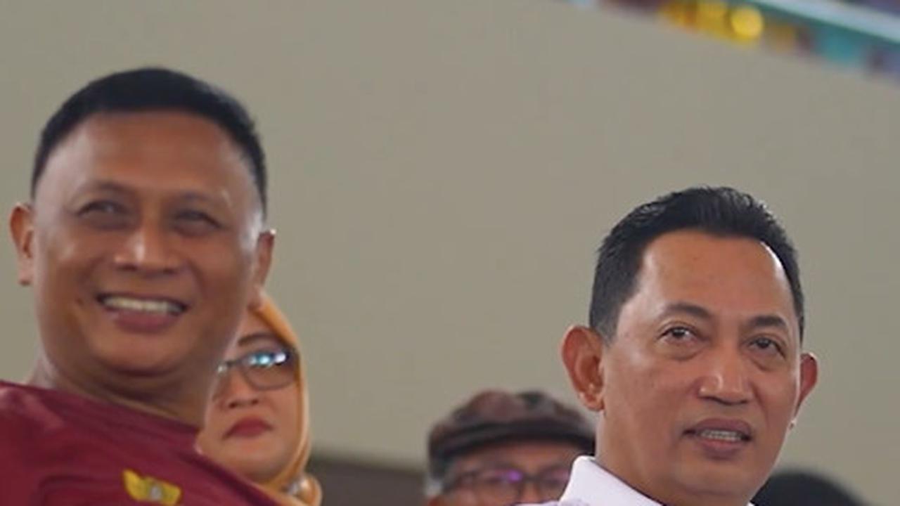 Hadiri Ultah Alumni SMA, Wali Kelas Ungkap Saat SMA Kapolri Termasuk Anak yang Anteng