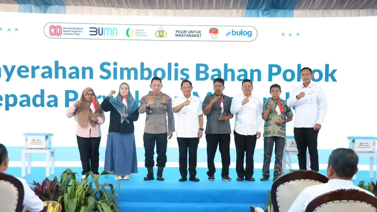 Mendagri Tito Puji Sinergi Perum Bulog dan Polri dalam Gerakan Pangan Murah