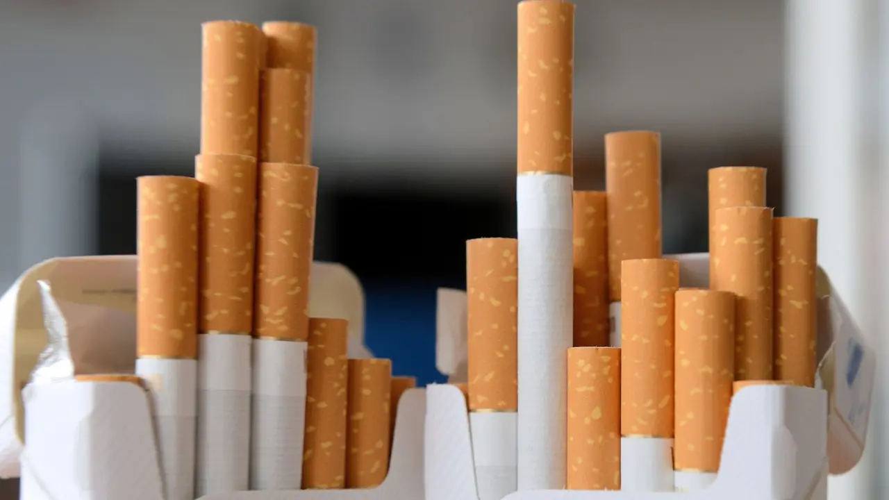 [POLL] Harga Rokok Naik, Setuju atau Tidak?