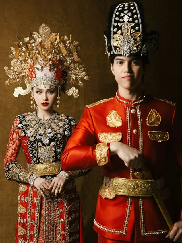 Syifa Hadju Tampil dengan Adat Gorontalo saat Prewedding. [@syifahadju]