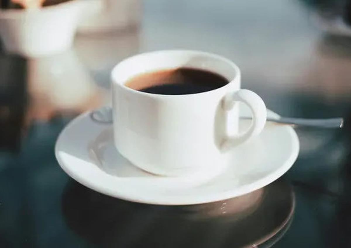 Studi Terbaru: Mikroplastik Tertinggi Ada di Teh dan Kopi Panas