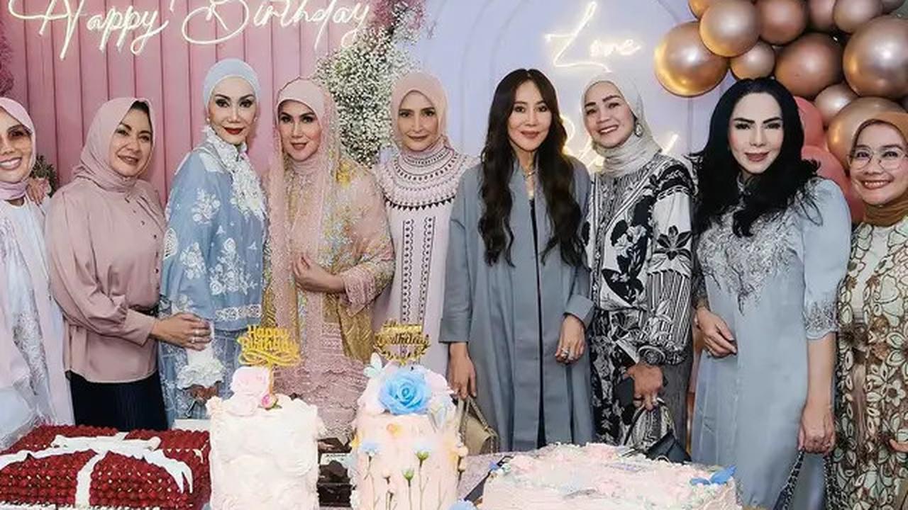 6 Potret Tamu Seleb di Ultah Marini Zumarnis, Ada Artis Senior hingga Ariel Tatum