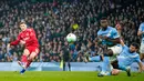 Pertandingan berjalan terbuka dengan sejumlah peluang di kedua sisi. Tim asuhan Josep Guardiola mendominasi penguasaan bola, tetapi tim tamu racikan Vitor Pereira tampil berbahaya lewat serangan balik. (AP Photo/Dave Thompson)