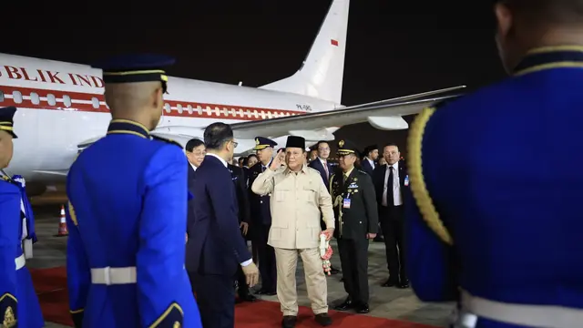 Presiden Prabowo Subianto tiba di Thailand pada Sabtu, 17 Mei 2025 sekitar pukul 22.00 waktu setempat.