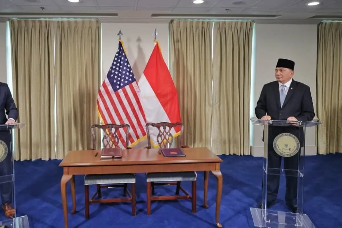 Menteri Pertahanan (Menhan) Sjafrie Sjamsoeddin bertemu dengan Menteri Pertahanan Amerika Serikat, Pete Hegseth, di Pentagon, Washington D.C.