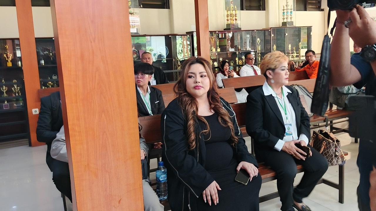 Lisa Mariana Dipolisikan Atas Kasus Dugaan Penyebaran Video Porno