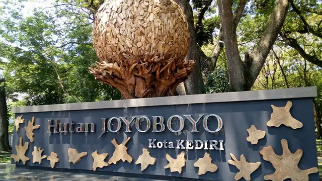 Taman Hutan Joyoboyo