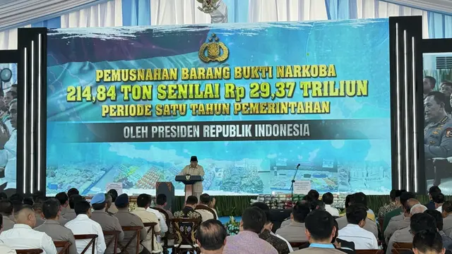 Presiden Prabowo Subianto saat menghadiri pemusnahan 214,8 ton narkoba di Mabes Polri Jakarta Selatan, Rabu (29/10/2025).