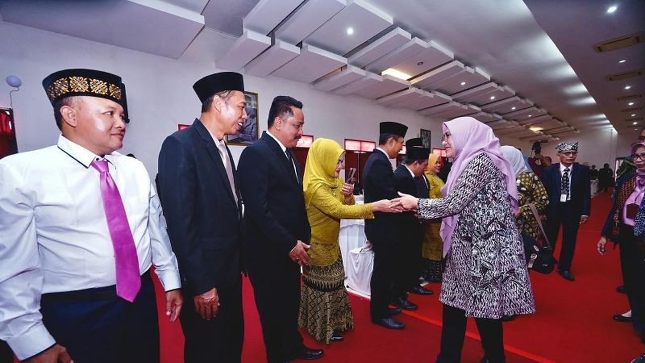 Bupati Ipuk Kukuhkan 40 Kades Paralegal Banyuwangi, Benteng Keadilan di Tingkat Desa
