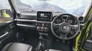 Keseluruhan dashboard masih sama dengan varian 3-pintu. Desain dashboard kekar dengan tampilan instrumen cluster retro ala Jimny generasi kedua juga hadir di Jimny 5-Door. Tersedia opsi transmini 4speed automatic dan manual 5-percepatan. Head unit berukuran 9 inci dengan wireless Apple Carplay dan Android Auto sudah tersedia sebagai standar. (Source: drive.com.au)