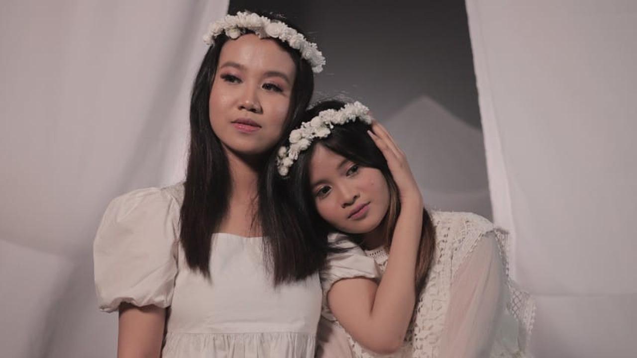 Jarang Terekspos, Ini 6 Potret Mayang Adik Mendiang Vanessa Angel