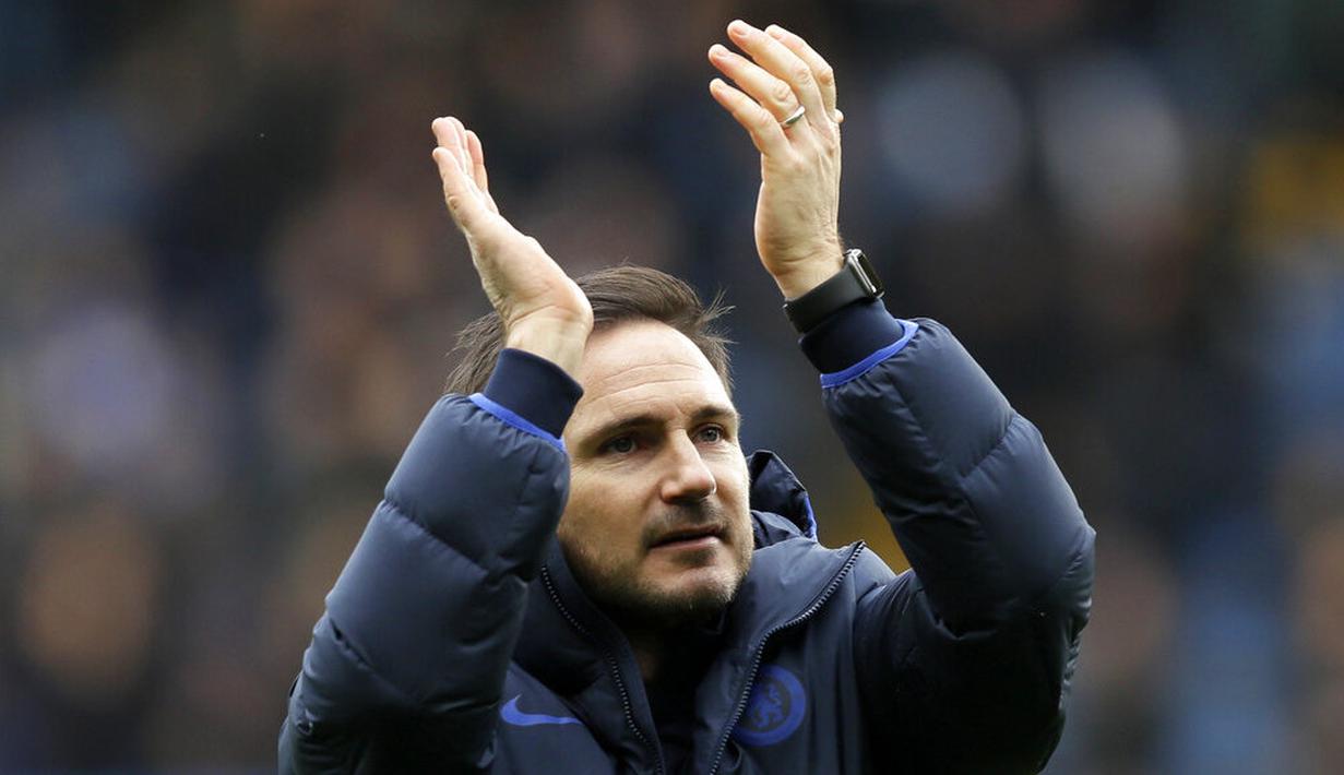 Pelatih Chelsea, Frank Lampard, merayakan kemenangan atas Tottenham Hotspur pada laga Premier League di Stadion Stamford Bridge, Sabtu (22/2/2020). Chelsea menang 2-1 atas Tottenham Hotspur. (AP/Kirsty Wigglesworth)