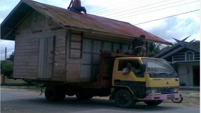 Potret Barang Bawaan Mobil Angkut Bikin Senyum Senyum Geli
