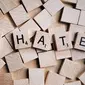 Ilustrasi haters, benci. (Gambar oleh Wokandapix dari Pixabay)