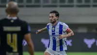 Persib Bandung Siap Hadapi Persija di GBK, Marc Klok: Baik Untuk Sepak Bola Indonesia