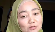 Ibunda Chandrika Chika, Poppy Putri, membantah kabar anaknya datang ke hotel di Jakarta Selatan untuk pesta narkoba bersama sesama teman selebgram. (Foto: Dok. YouTube Intens Investigasi)