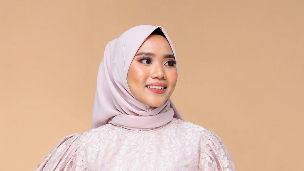 12 Model Gamis Brokat Elegan untuk Semua Bentuk Tubuh, Bikin Anggun dan Percaya Diri