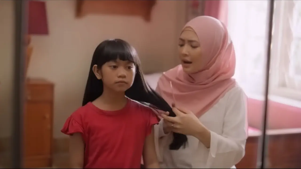 Hadirkan Plot Twist, Iklan Ramadan 2023 Lifebuoy Shampoo Ini Sukses Bikin Nangis Satu Indonesia