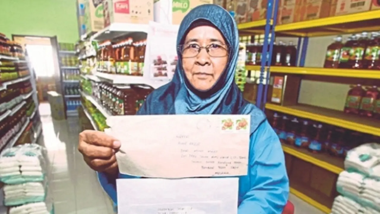 Dicemooh Cuma Monyet yang Jadi Pembeli, Ini yang Dilakukan Pemilik Toko
