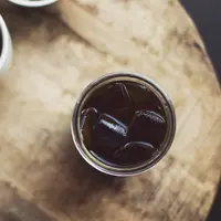 Ilustrasi es kopi (unsplash/ Matt Hoffman)