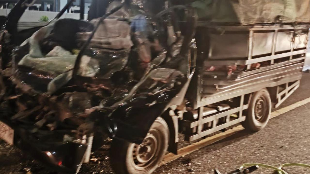 Kecelakaan Maut di Tol Palindra, 3 Orang Tewas Usai Pickup Tabrak Fuso