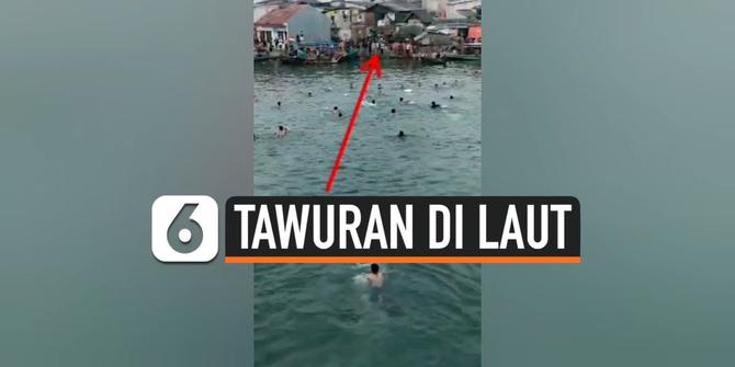 VIDEO: Viral, Aksi Tawuran Pemuda di Laut Jakarta