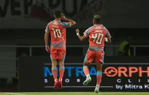 Adam Alis Cetak Gol Menit 90+2, Persib Bandung Bungkam Garudayaksa FC 2-1