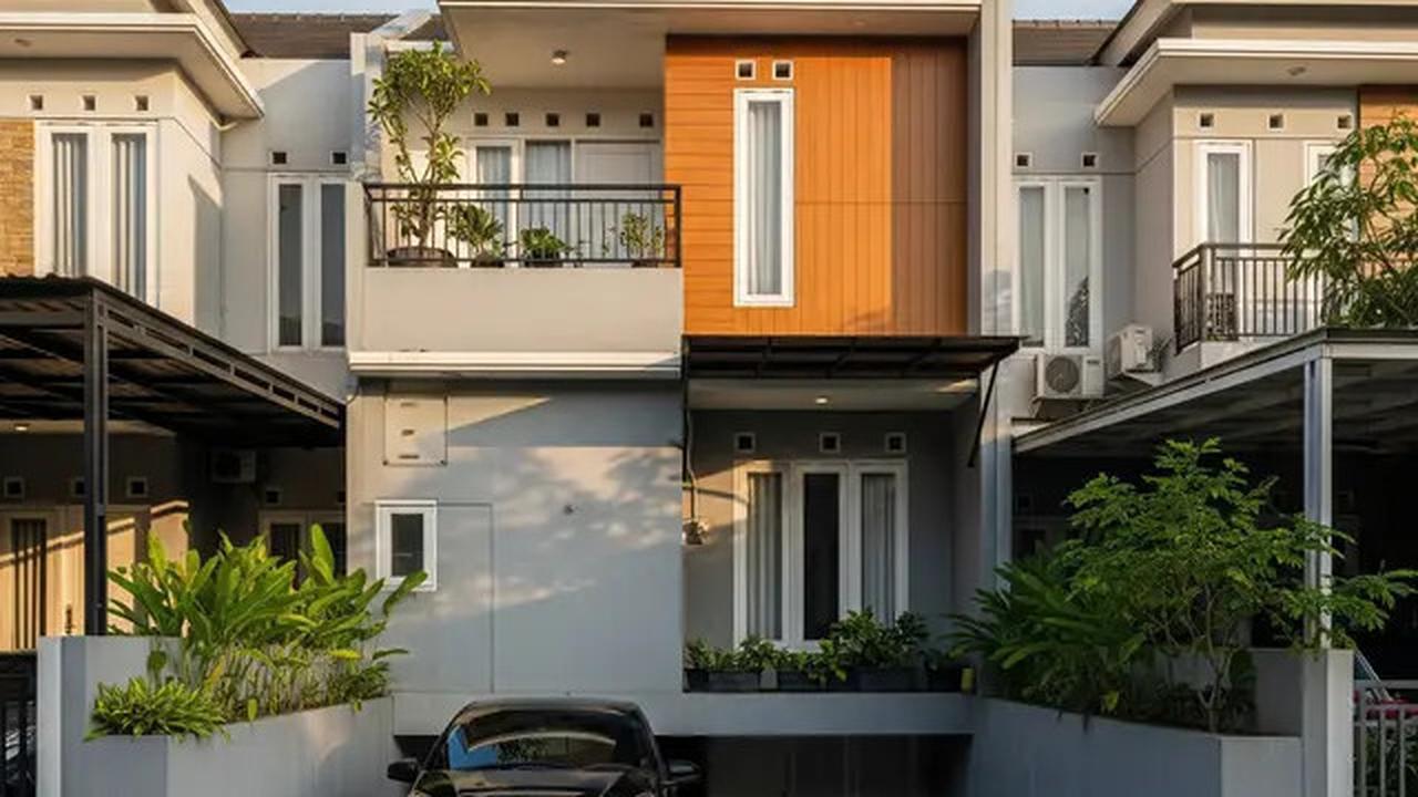 10 Desain Rumah Sempit Ada Garasi Mobil Kecil, Solusi Lahan Terbatas