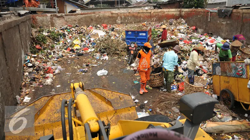 20151026-Sampah-Bantar-Gebang-Jakarta