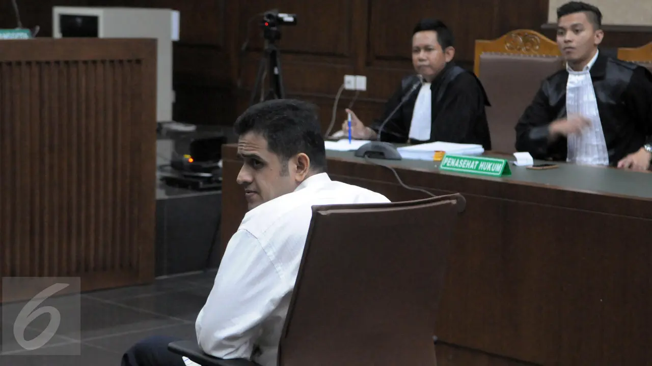 20160511-Wajah Lesu Nazaruddin saat Dituntut 7 Tahun Penjara dan Denda Rp 1 Miliar
