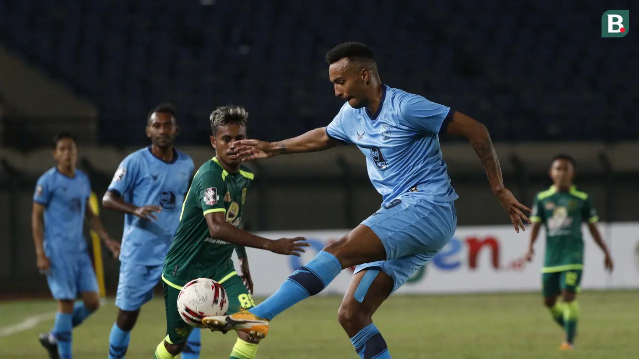 FOTO: Imbangi Persela 0-0, Persebaya Lolos, Empat Tim Lain Masih Berpeluang - Melvyn Lorenzen; Muhammad Alwi Slamat