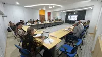 Diskusi media yang diselenggarakan oleh Sustainitiate bersama Sekolah Pascasarjana Universitas Padjajaran, Deputy Director, Pusat Sains Kelapa Sawit Instiper Yogyakarta. (Liputan6.com/ ist)