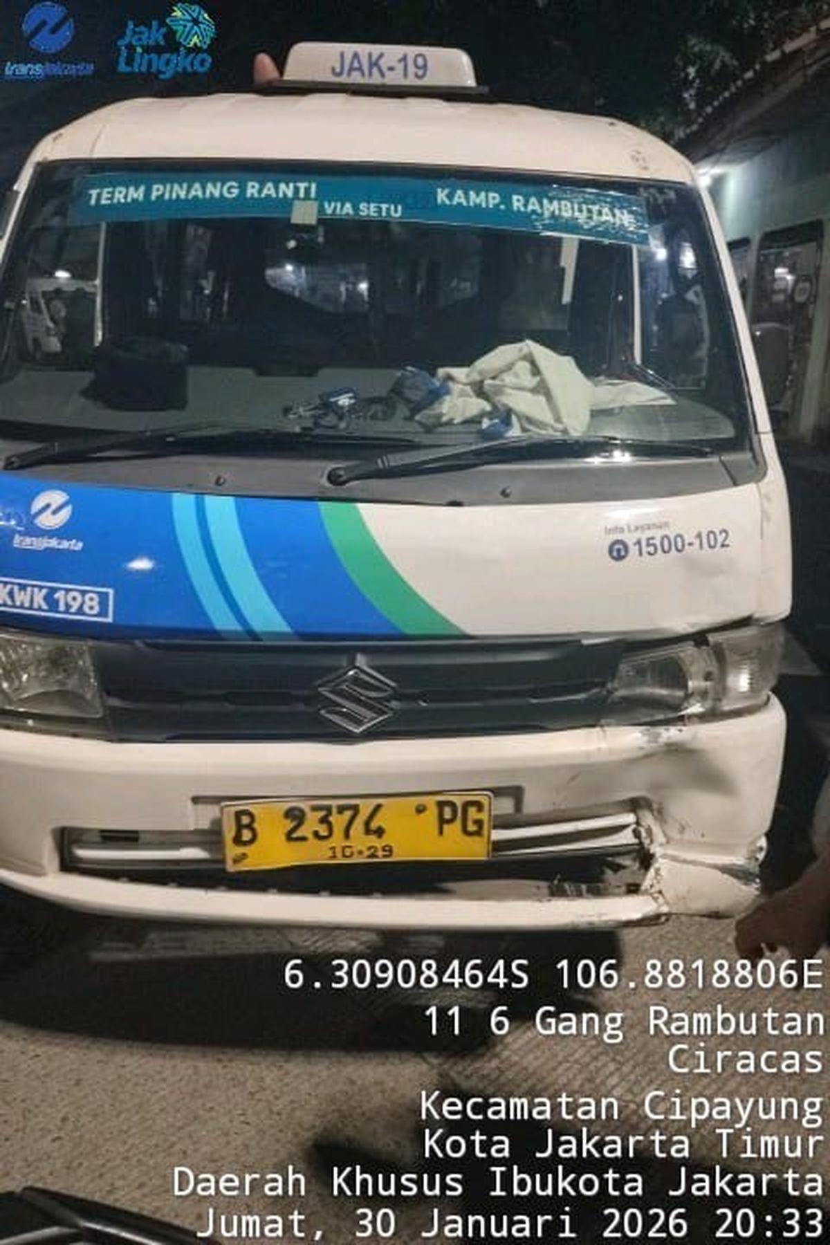 Penjambret Tak Berkutik! Aksi Heroik Pengemudi Jaklingko Tuai Pujian