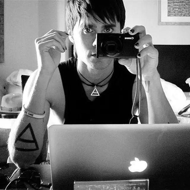 Pesona Jared Leto (sumber: Instagram/@jaredleto)