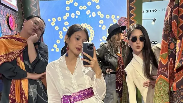 7 Pesona Gista Putri di Usia 37 Tahun, Selalu Tampil Stylish Jadi Trendsetter (credit: instagram.com/gistaputri)