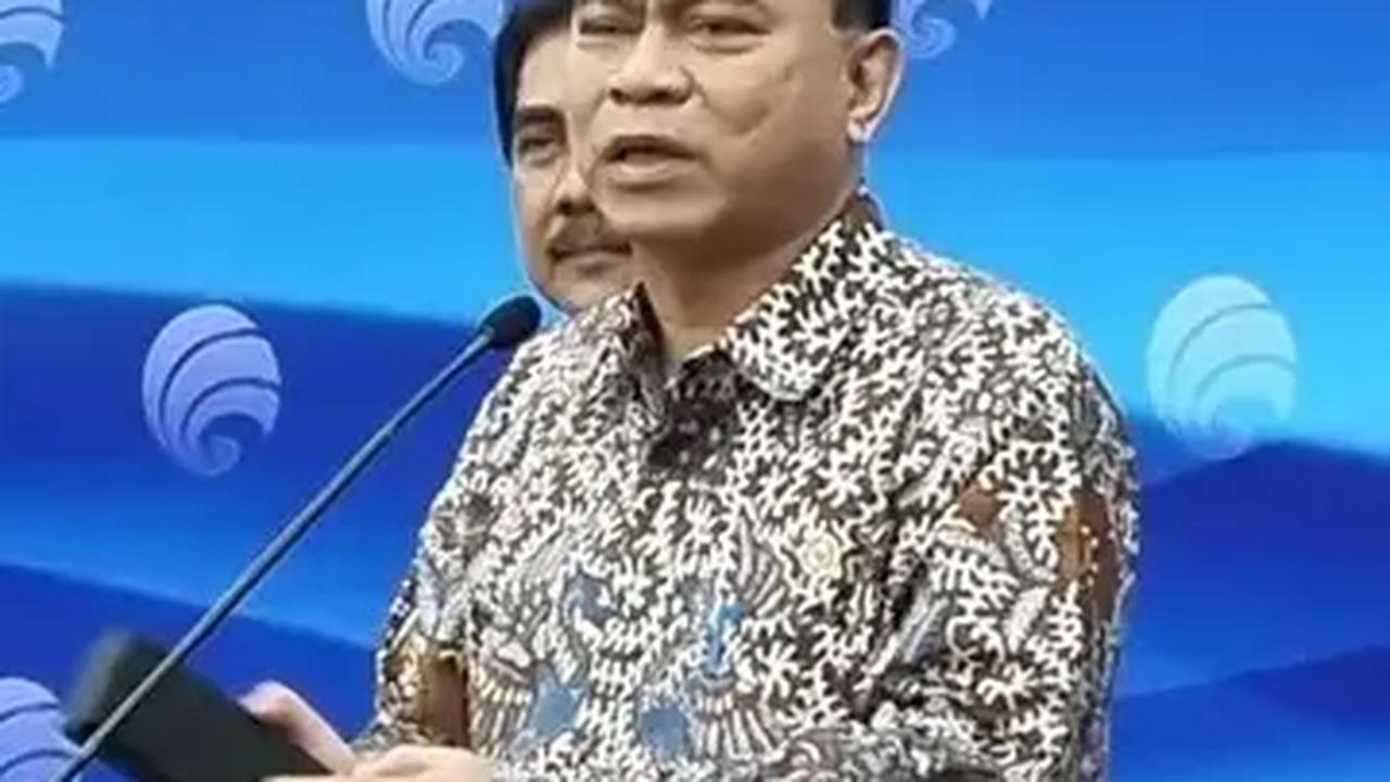 Menkominfo Usai Bertemu Jaksa Agung Bahas Proyek BTS: Jalan Terus karena Menyangkut Nasib Rakyat