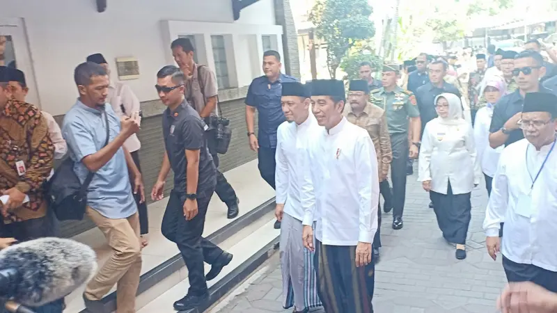 Jokowi Kunjungi 4 Pondok Pesantren di Jombang