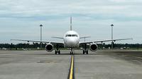 Maskapai penerbangan Super Air Jet melakukan penerbangan perdana dari Pekanbaru ke Bandara Kualanamu, Kabupaten Deli Serdang, Sumatera Utara (Sumut), Sabtu (1/6/2024). (Reza Efendi/Liputan6.com)