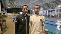 Perenang Indonesia peraih dua medali emas di SEA Games 2025, Jason Donovan Yusuf (kiri), dan legenda renang Indonesia, Richard Sam Bera. (PB Akuatik Indonesia)