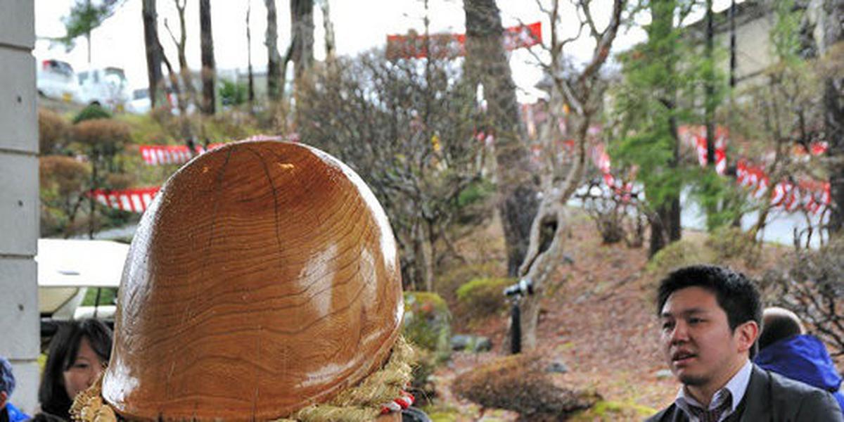 Festival menunggang penis di Jepang
