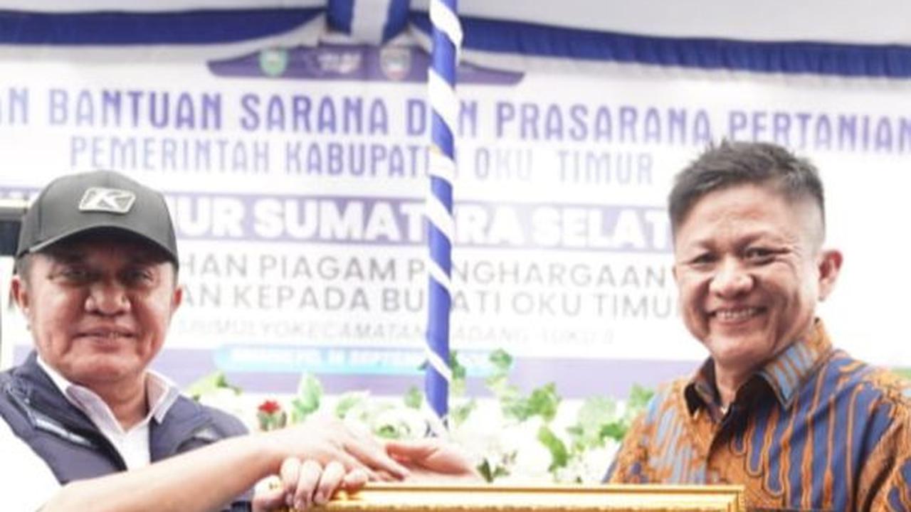 Dinilai Berhasil Kelola Pertanian, Bupati OKU Timur Raih Penghargaan dari Kementan