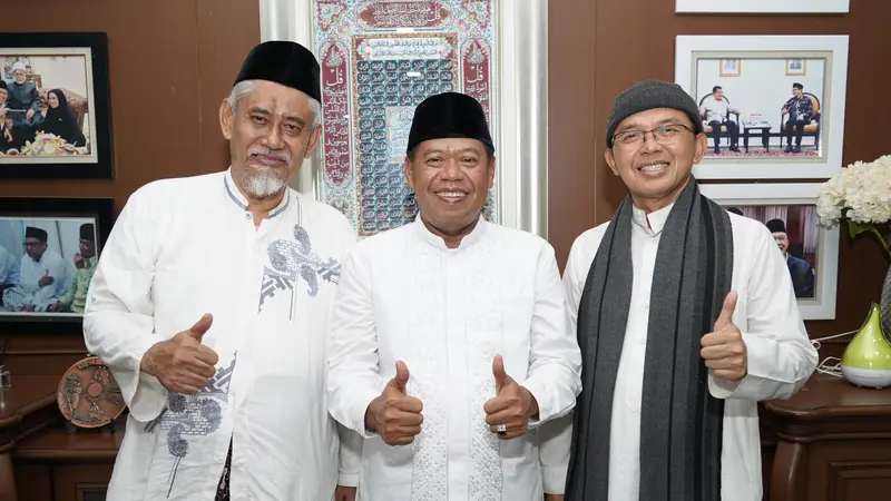 Wakil Sekretaris Dewan Syuro PKB Maman Imanulhaq menyatakan Bakal Calon Bupati atau Bakal Cabup Majalengka Eman Suherman merupakan sosok pemimpin paling peduli terhadap kesejahteraan masyarakat.