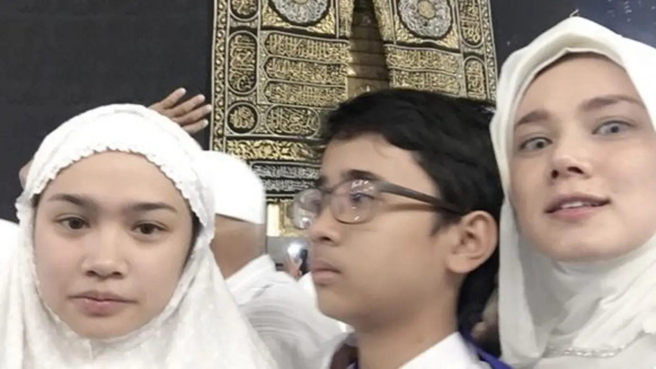Mulan Jameela dan anak