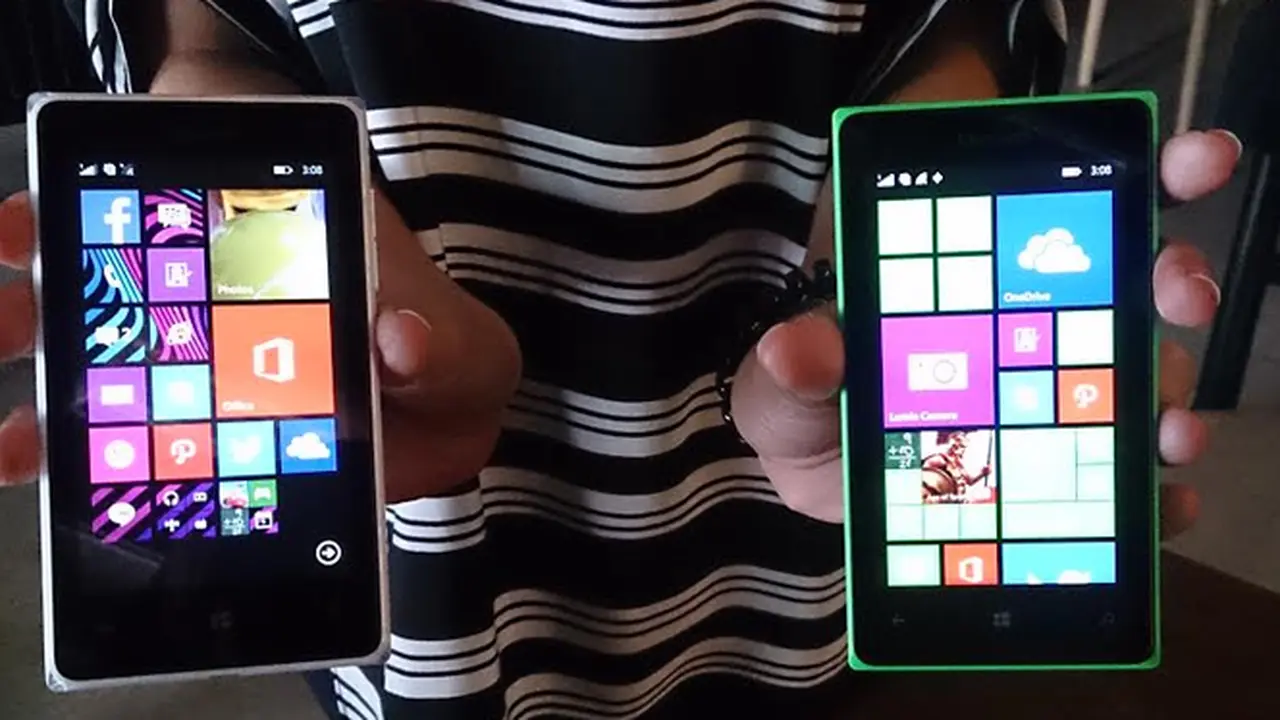Lumia 435 & 532 Dual SIM Goda Pengguna Smartphone Baru