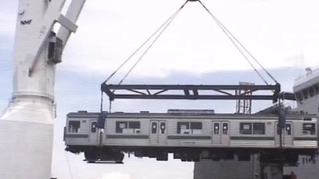 [VIDEO] KRL Bekas Jepang Tiba di Jakarta