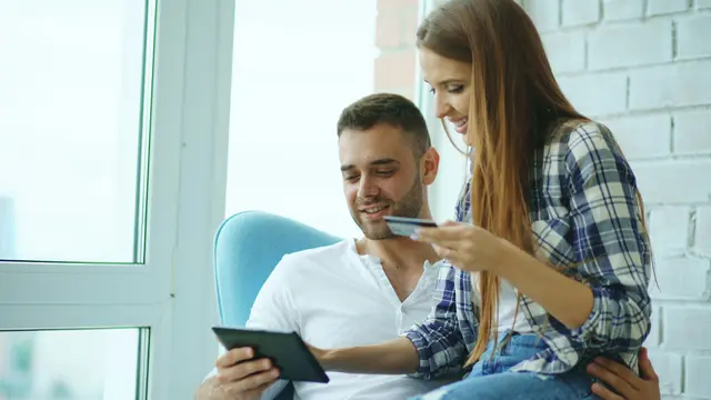 Satu Visi, Satu Dompet: Tips Mencapai Target Finansial Bersama Pasangan