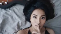 Walaupun alat musik bass asing dimainkan para wanita. Wanda Omar mematahkan pernyataan itu dengan permainan manisnya.